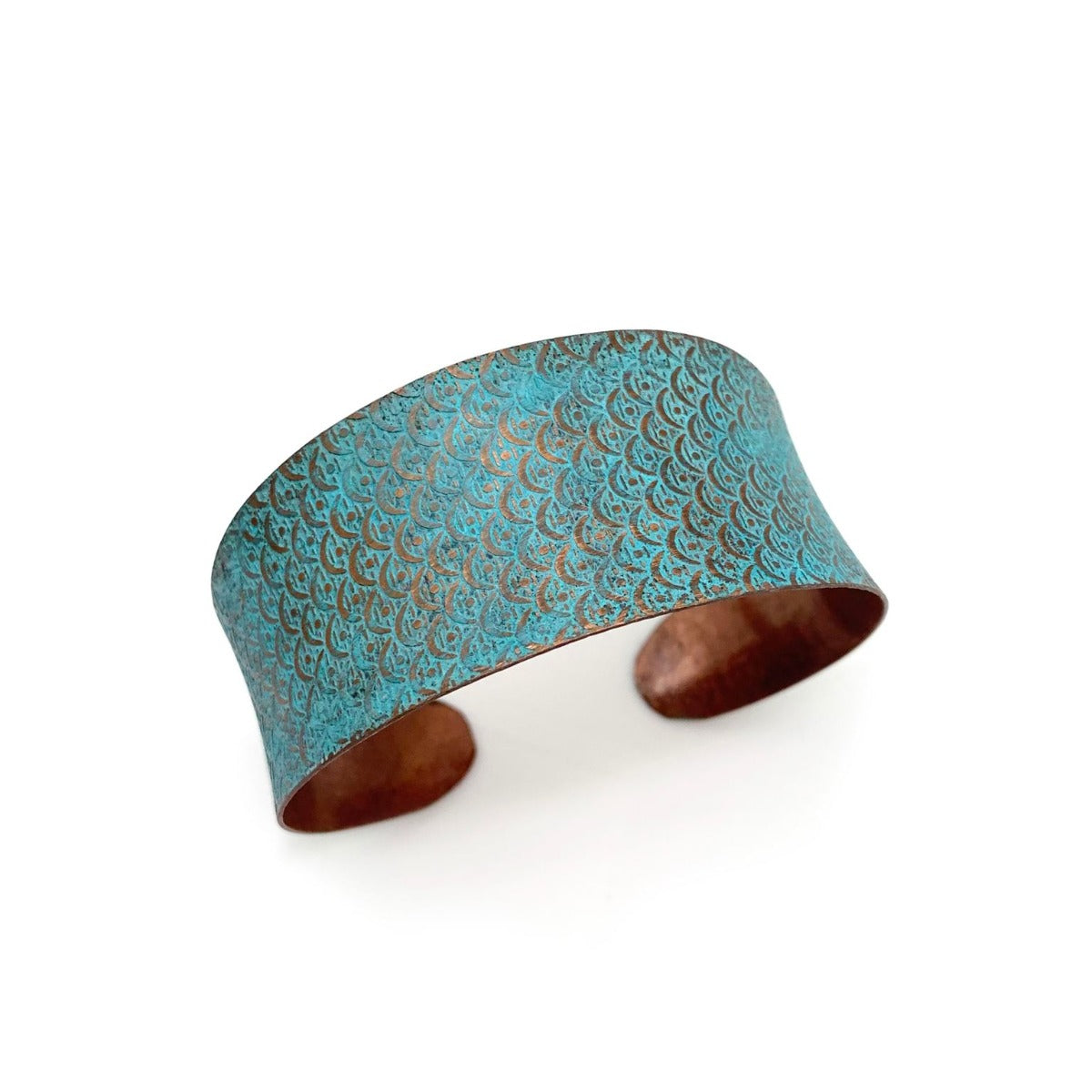 Turquoise Scallop Design Silver Patina Cuff Bracelet